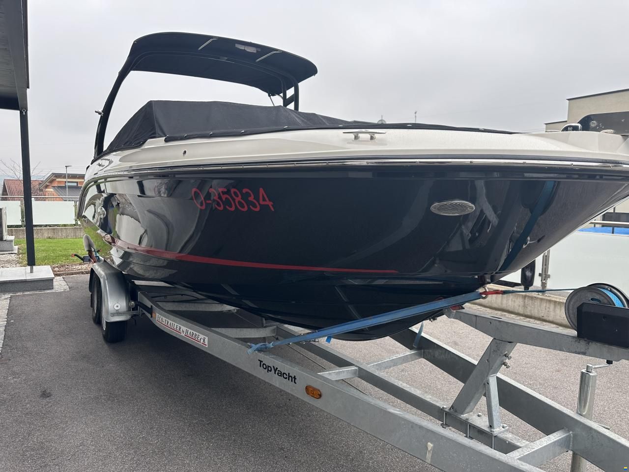 Sea Ray 230 Outboard