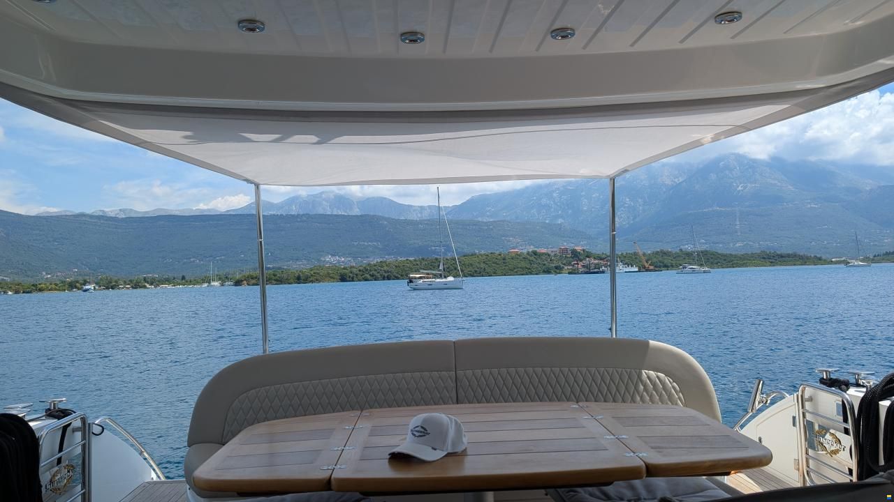 Sunseeker Manhattan 66
