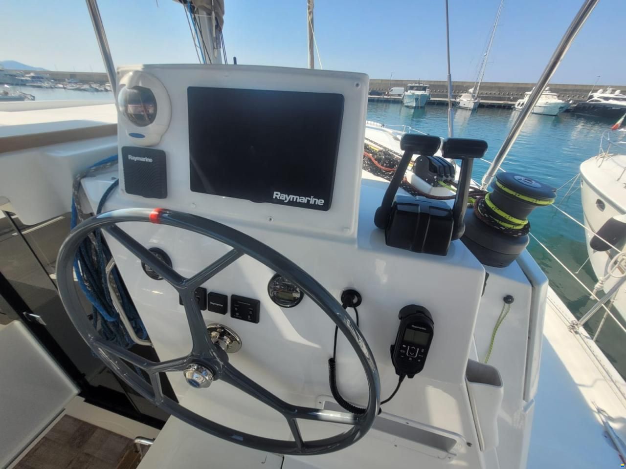 Catana Bali 4.5