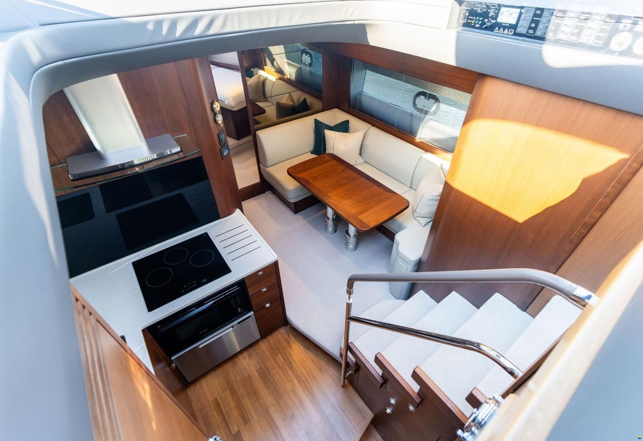 Princess V 50 geschlossen