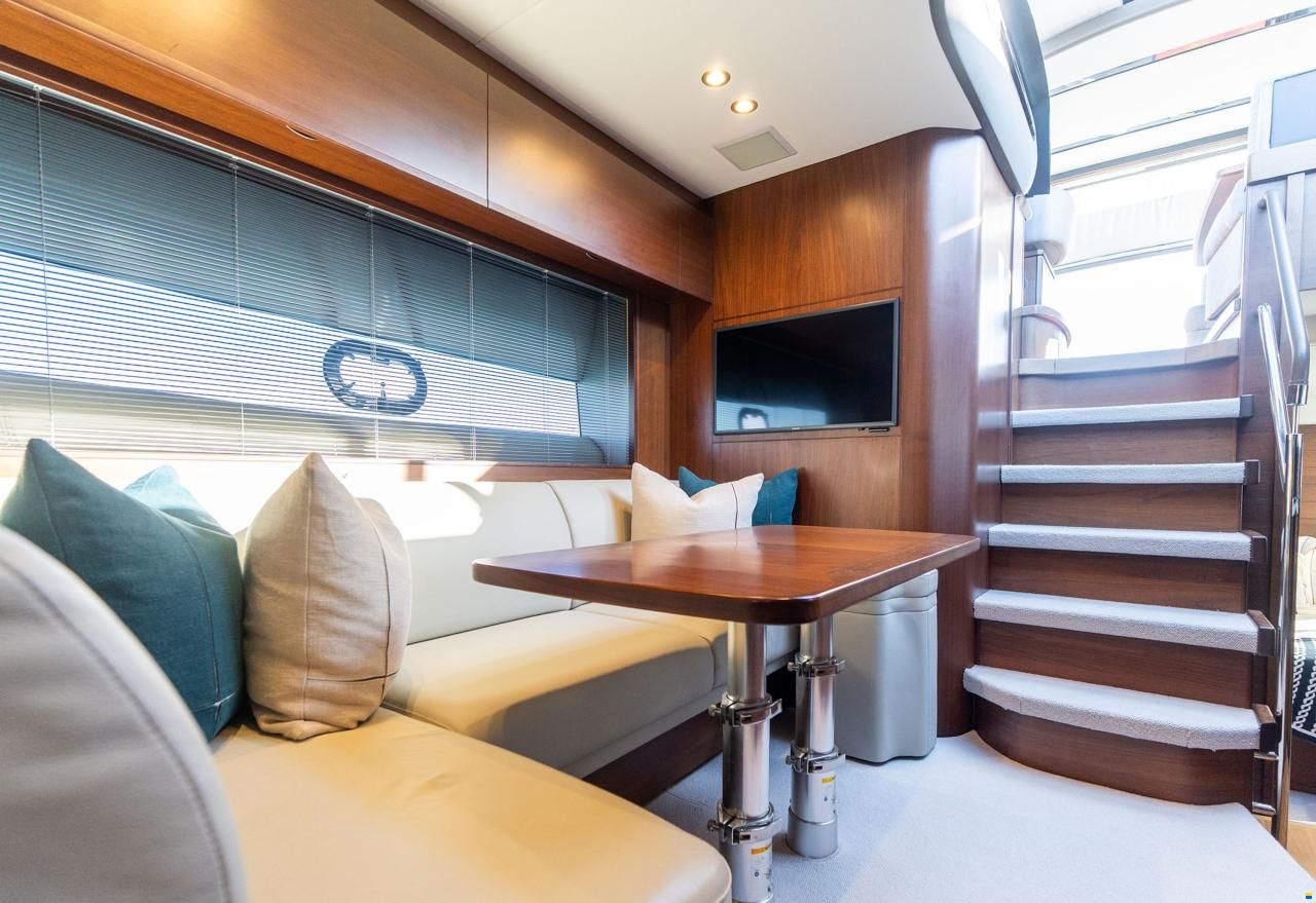 Princess V 50 geschlossen