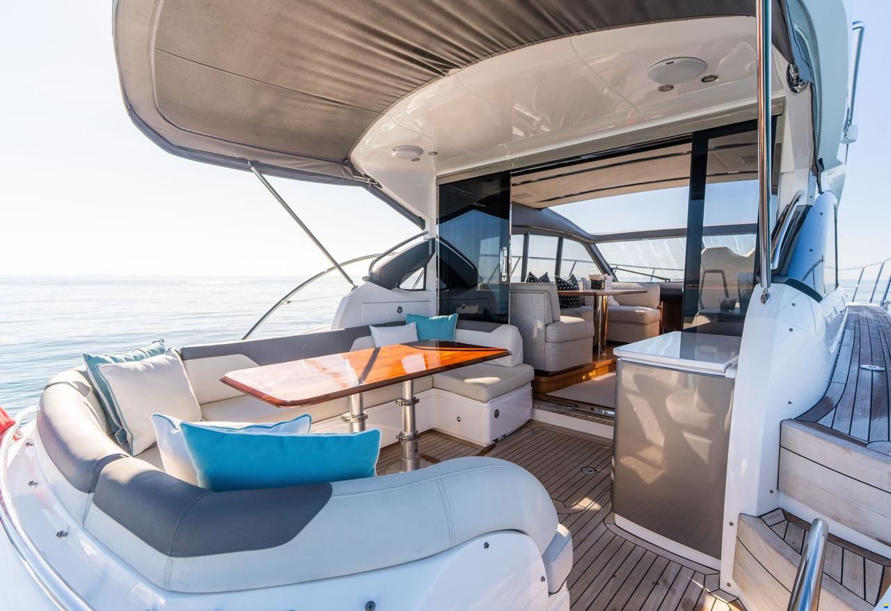 Princess V 50 geschlossen