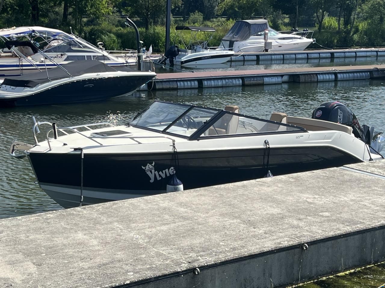 Quicksilver 605 Cruiser