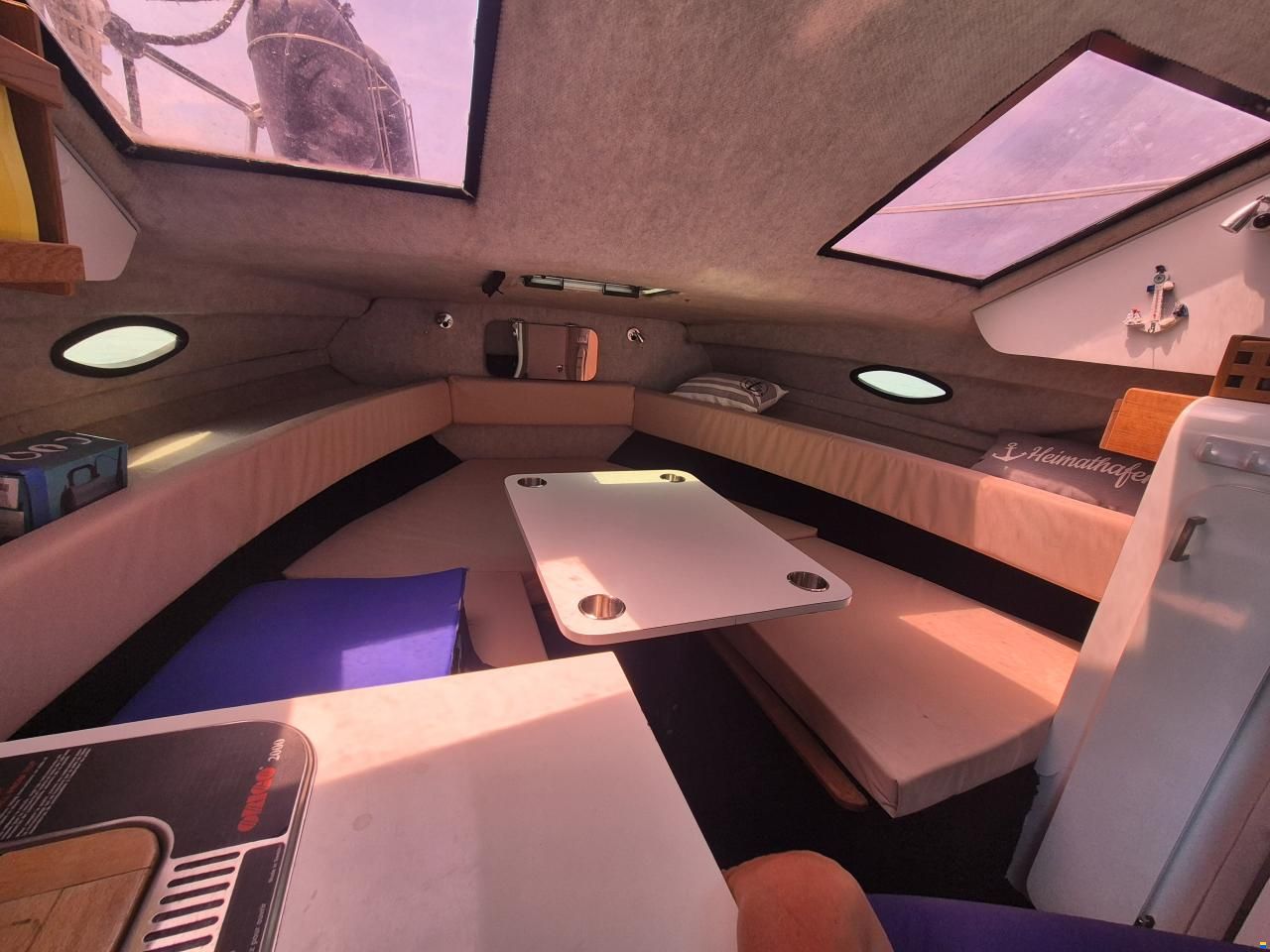 Glasstream Seaquest 23