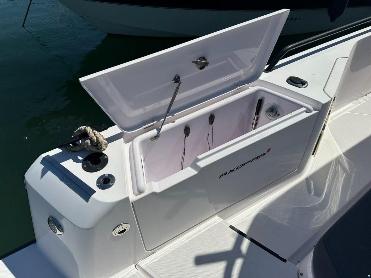 Axopar 37 SUN TOP