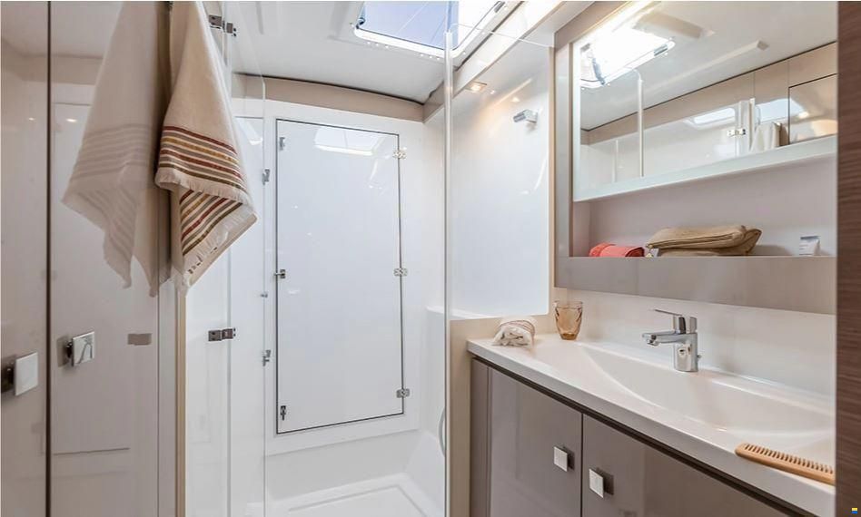 Fountaine Pajot Isla 40