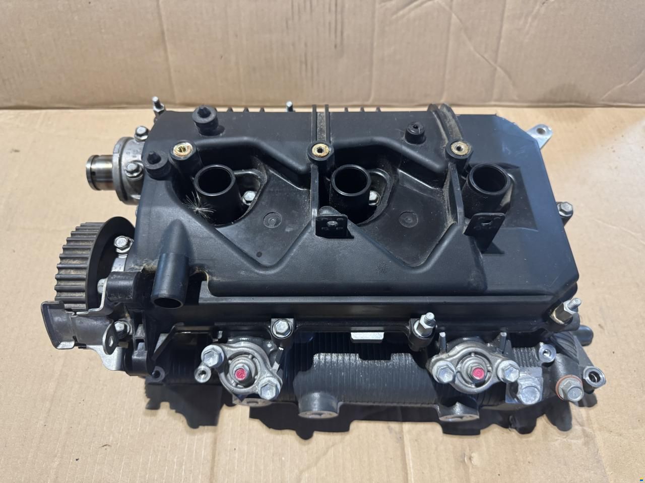 Yamaha F300 cylinder head 225kw OEM