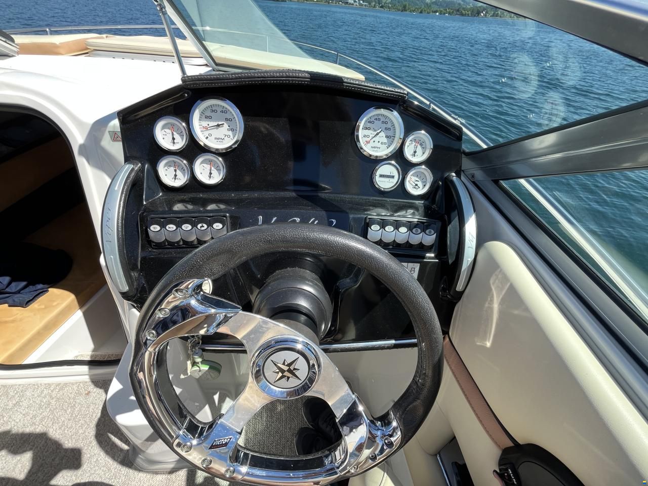 Viper V243