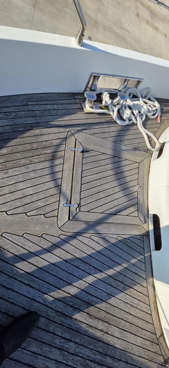 Azimut 75