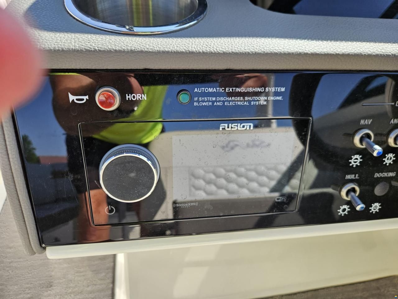 Sea Ray SDX 270