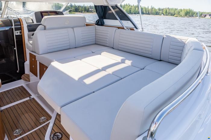 Aquador 28 HardTop