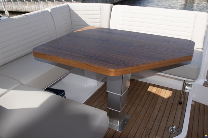 Aquador 28 HardTop