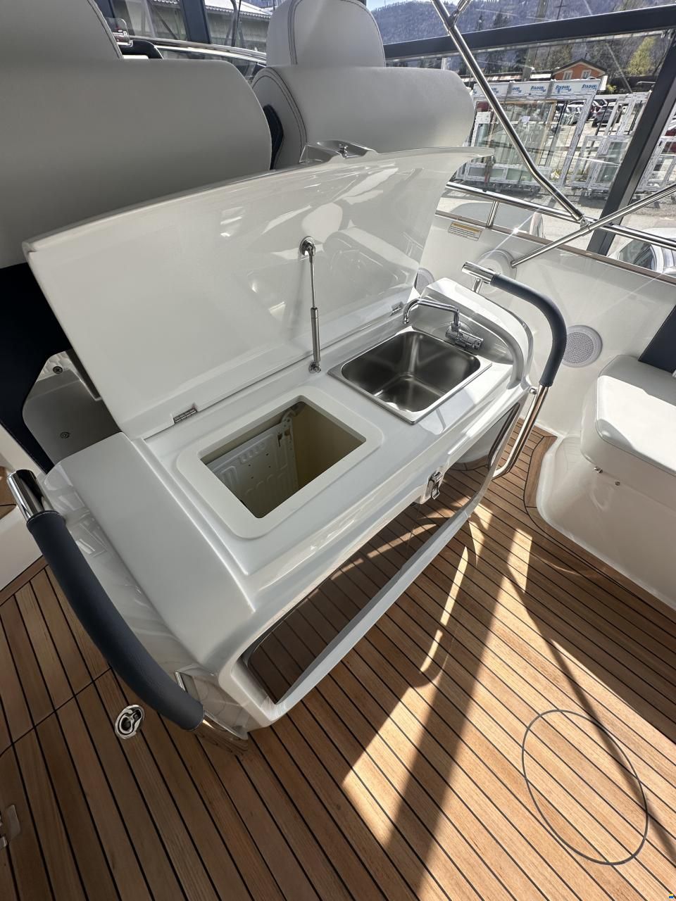 Invictus GT280 - Atelier - Swiss Edition