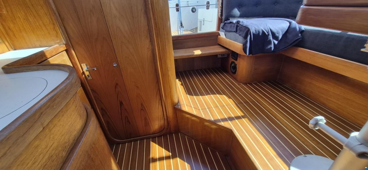 LM Boats Vitesse 35