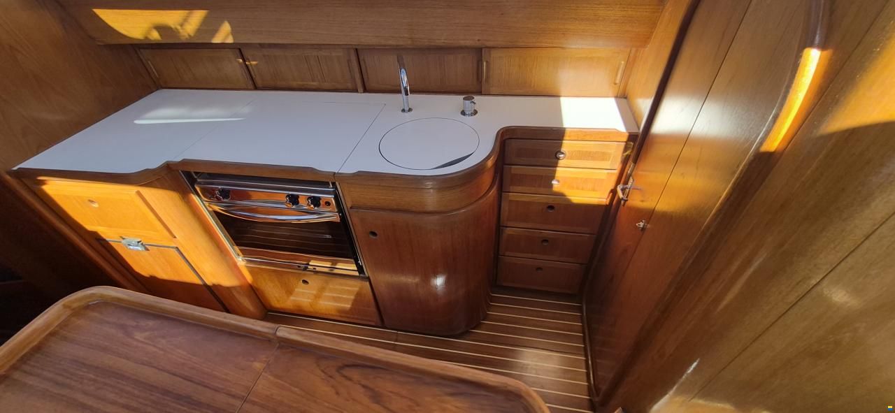 LM Boats Vitesse 35