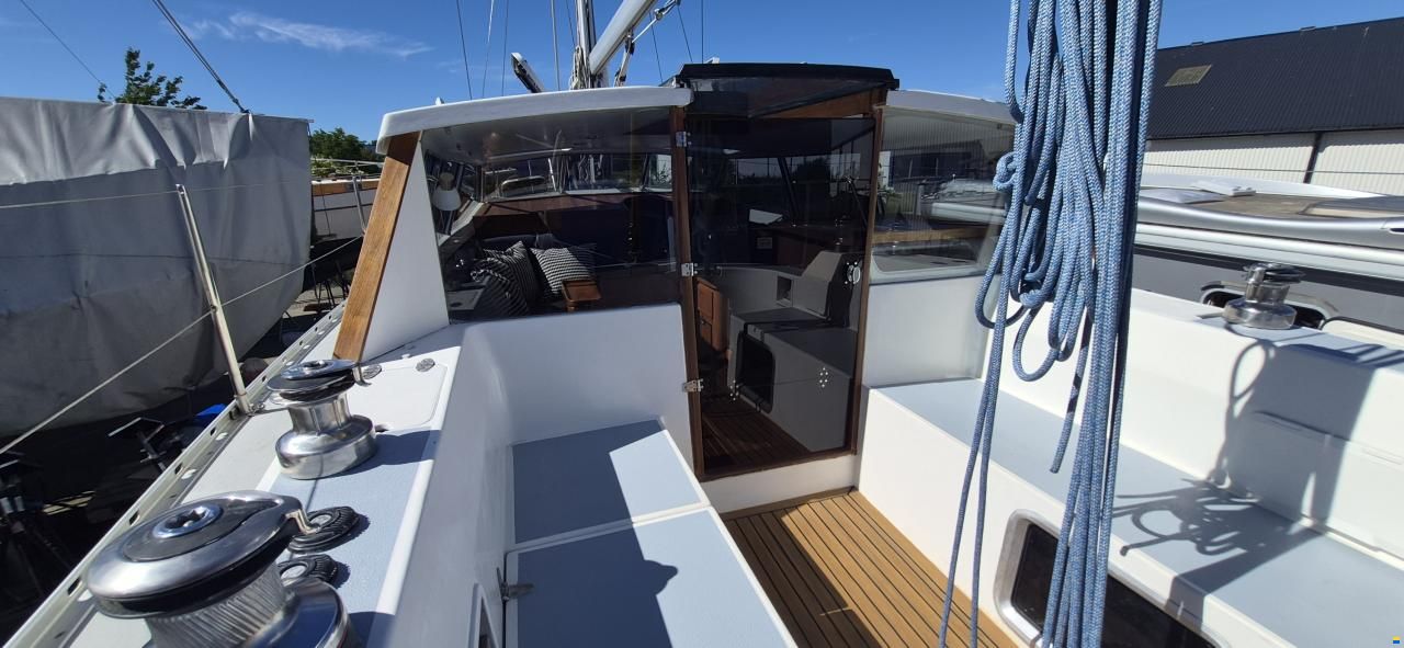 LM Boats Vitesse 35
