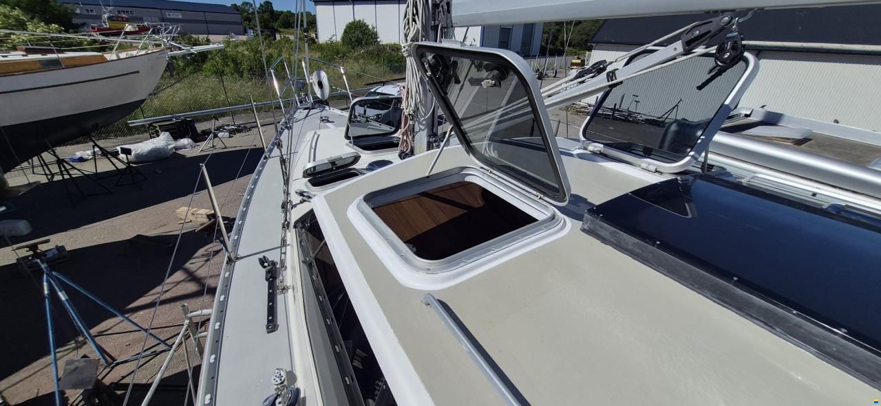 LM Boats Vitesse 35