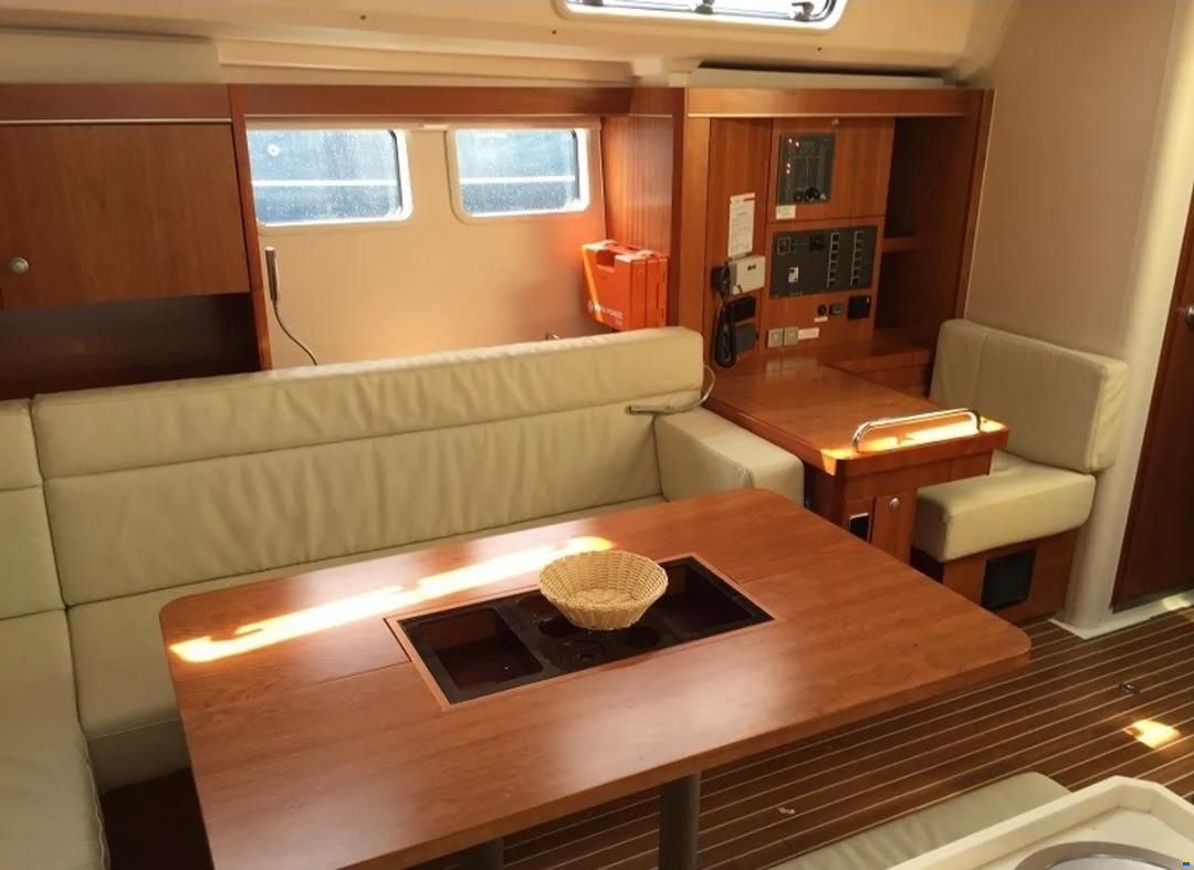 Hanse 505