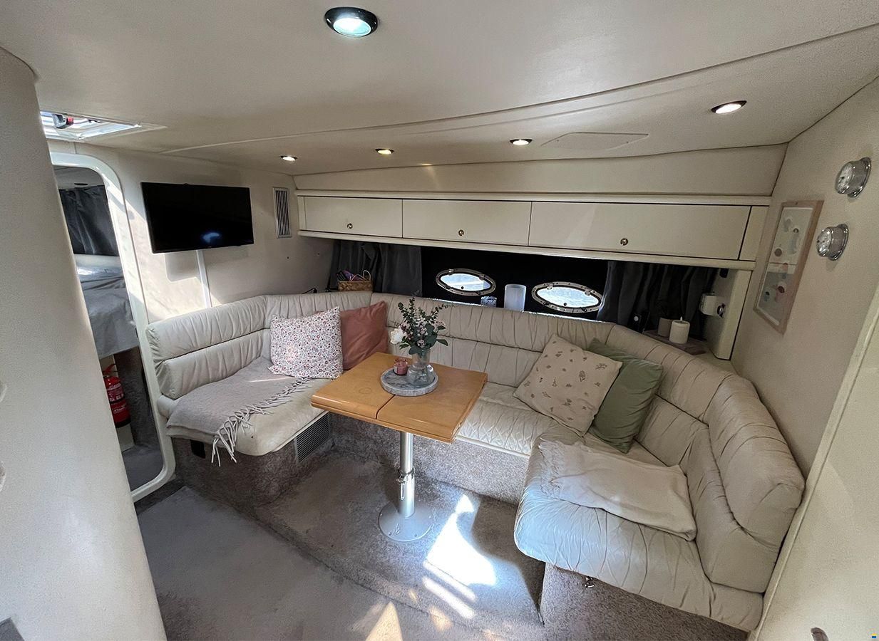 Sunseeker Mustique 42