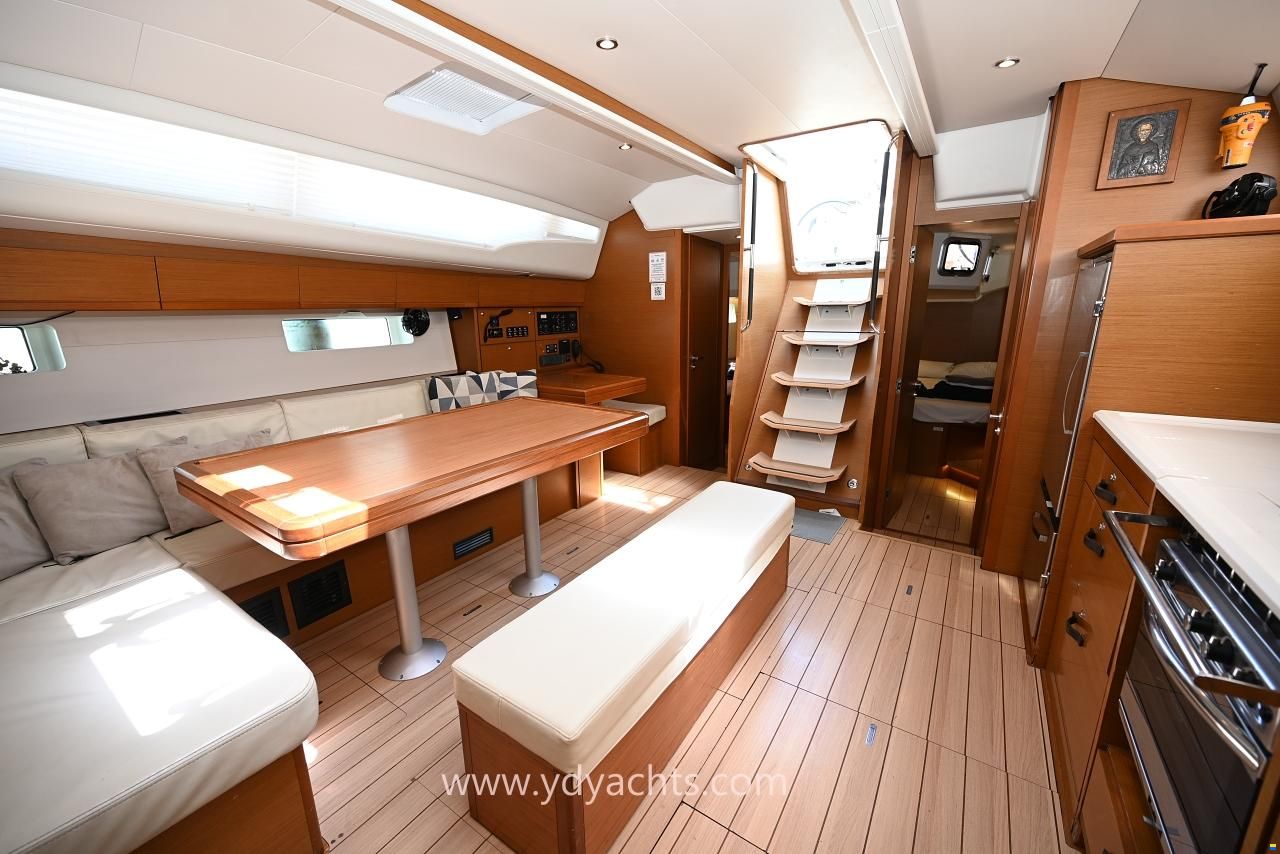 Jeanneau 54
