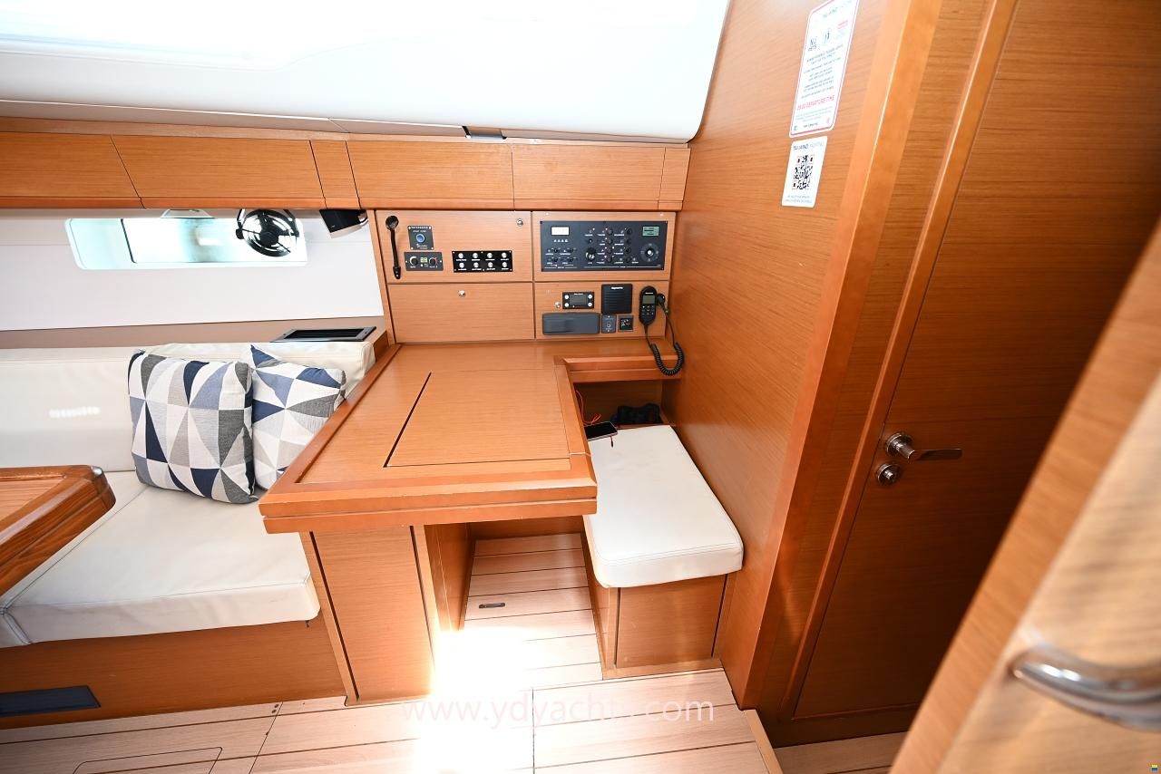 Jeanneau 54