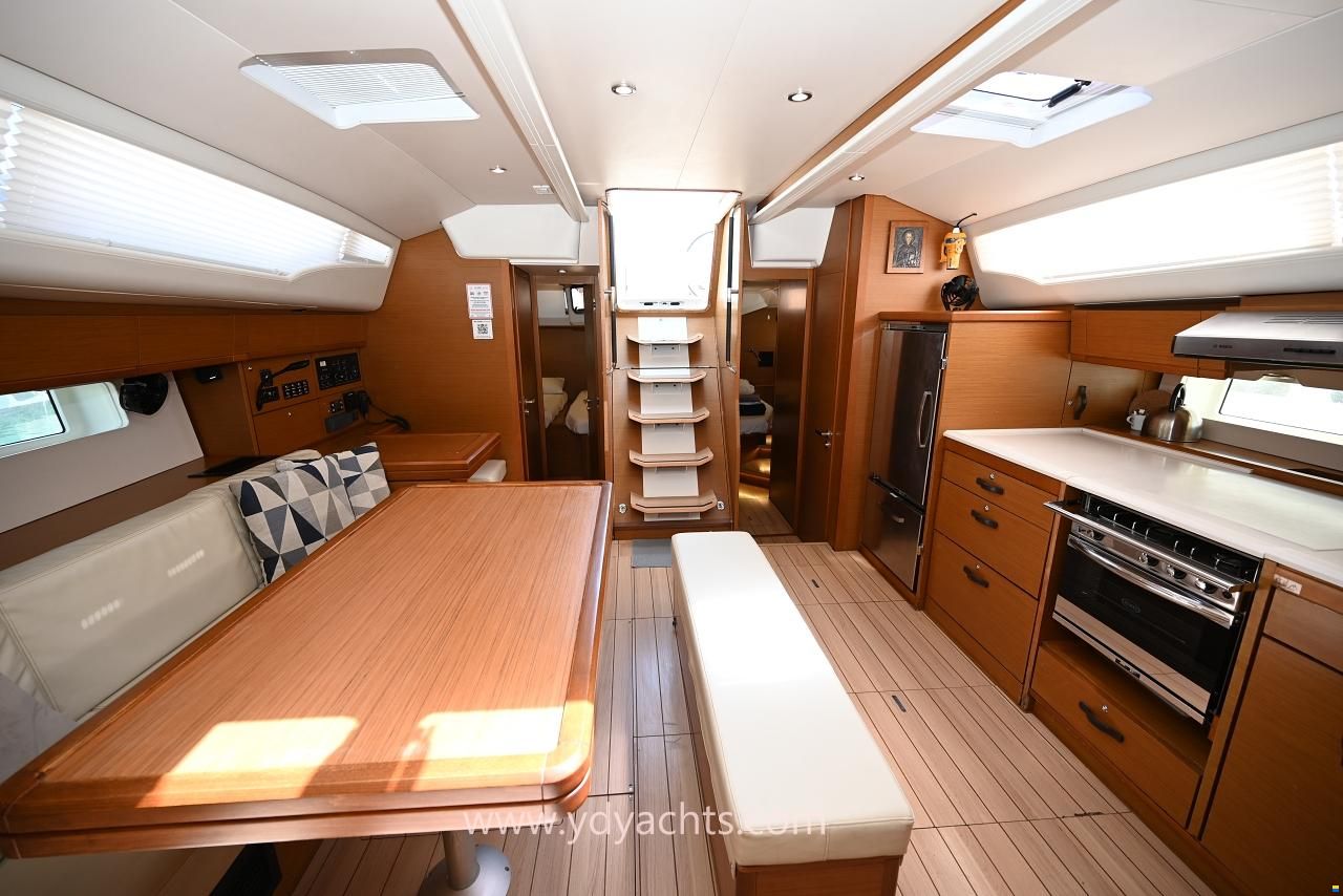 Jeanneau 54