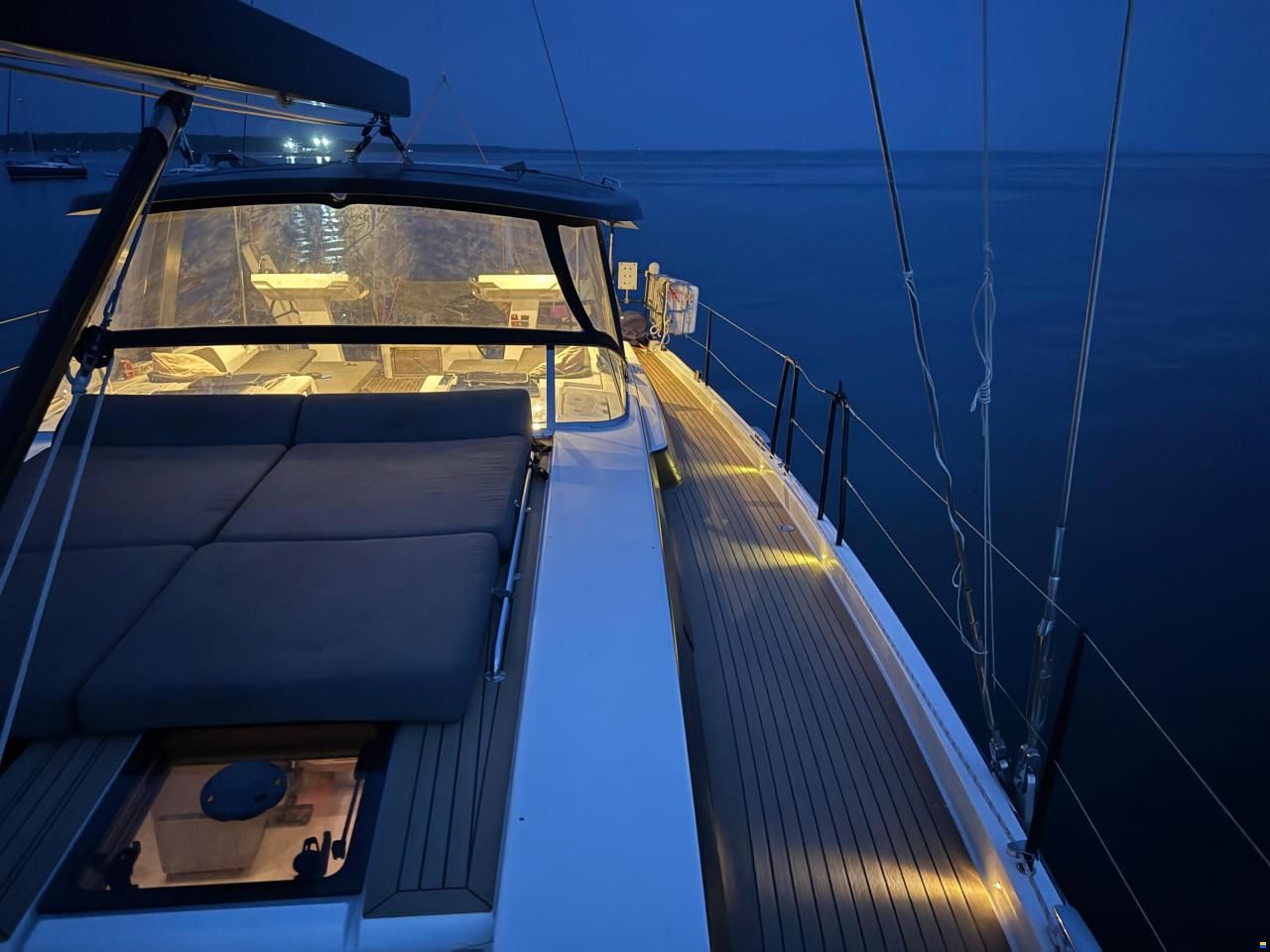 Hanse 548