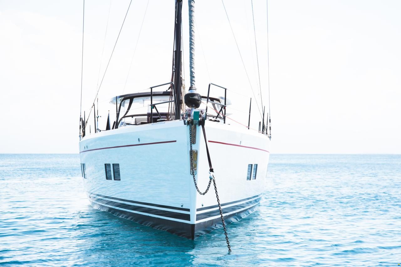 Hanse 548