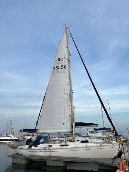 Dufour 38 Classic