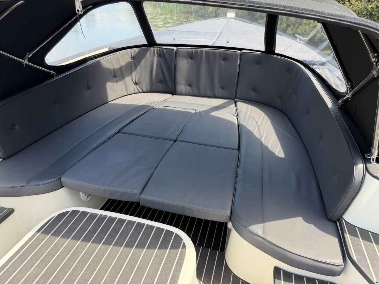 Waterspoor 777 Aviator