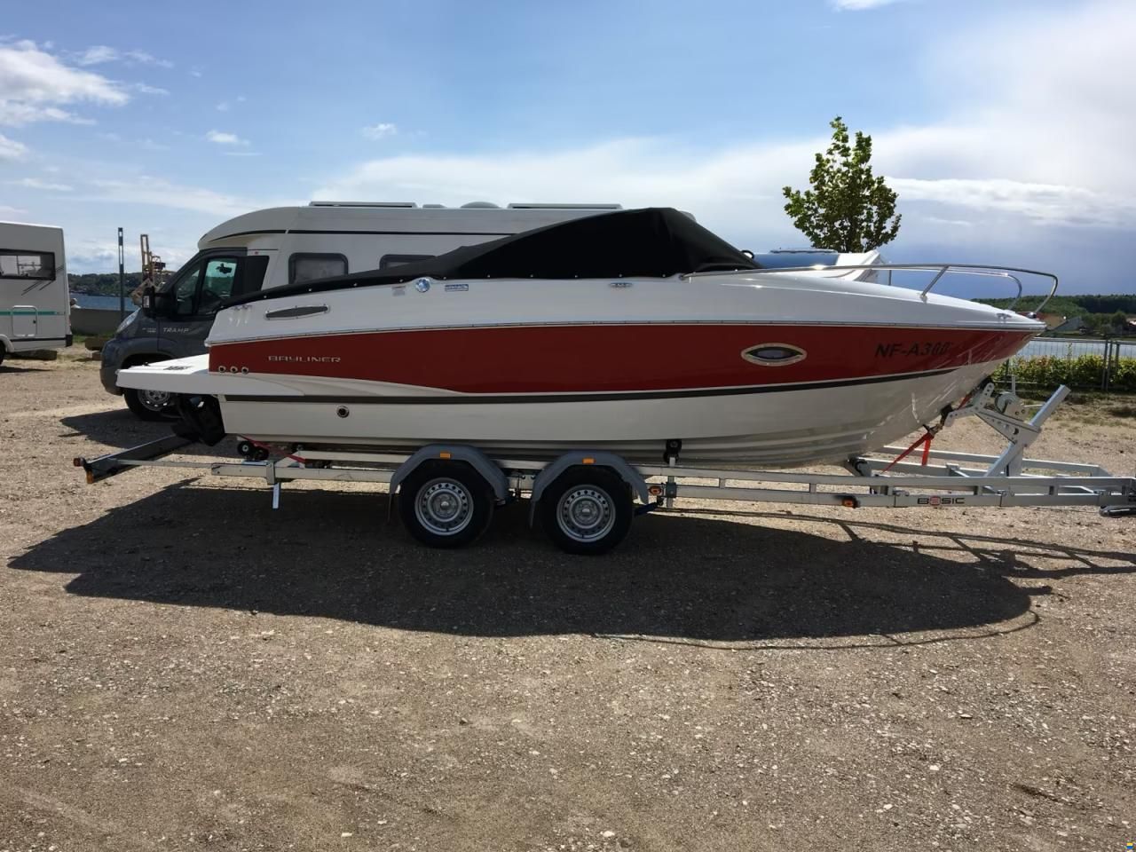 Bayliner 642 Cuddy