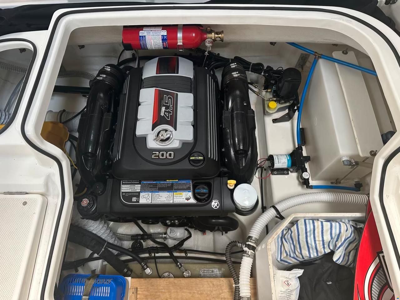 Bayliner 642 Cuddy