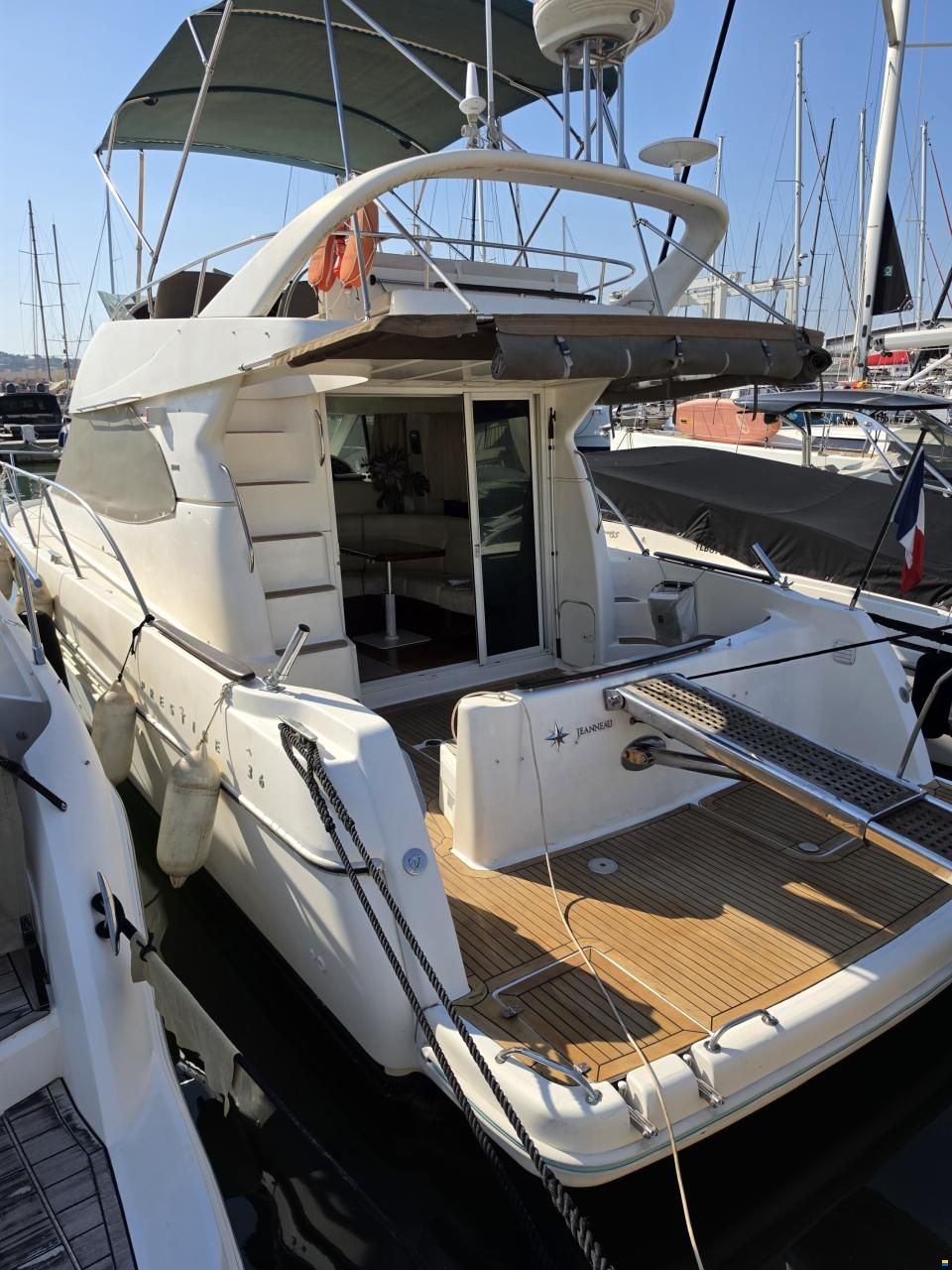 Jeanneau Prestige 36