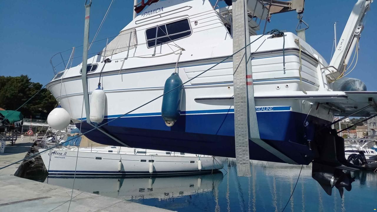 Sealine Fly 305