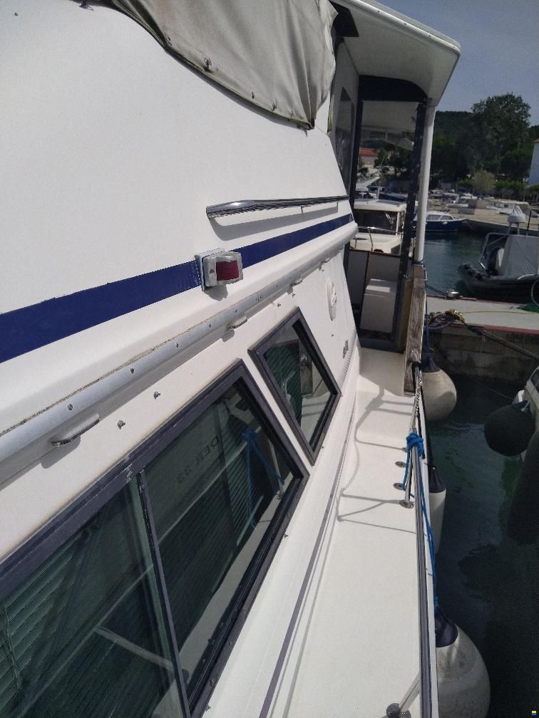 Sea Ray 38 AC