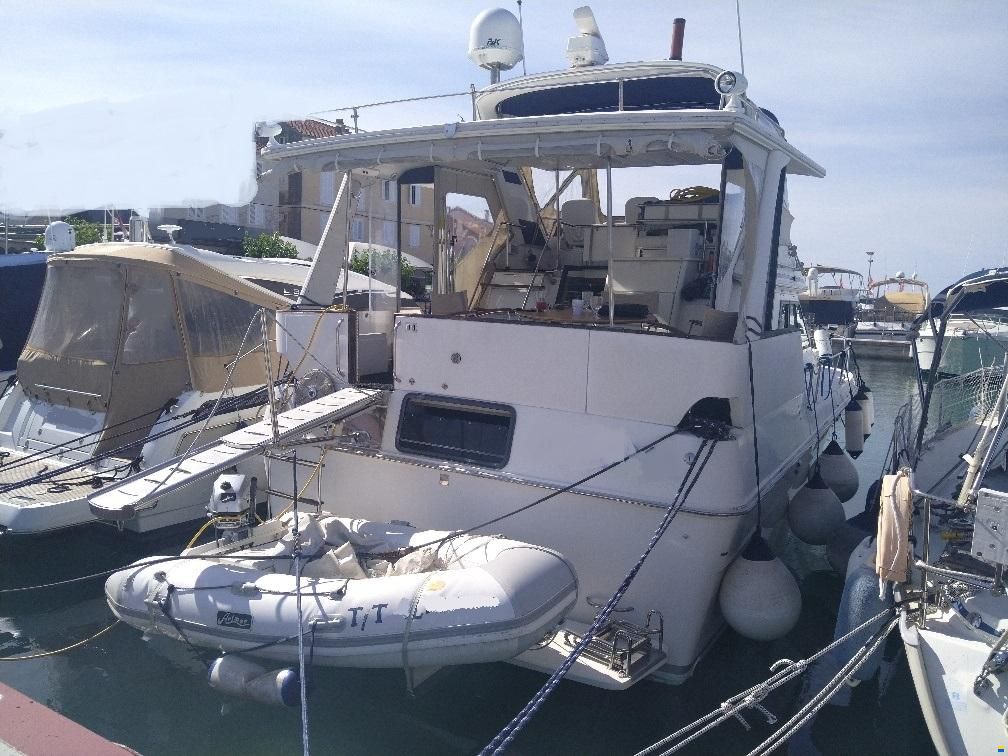 Sea Ray 38 AC