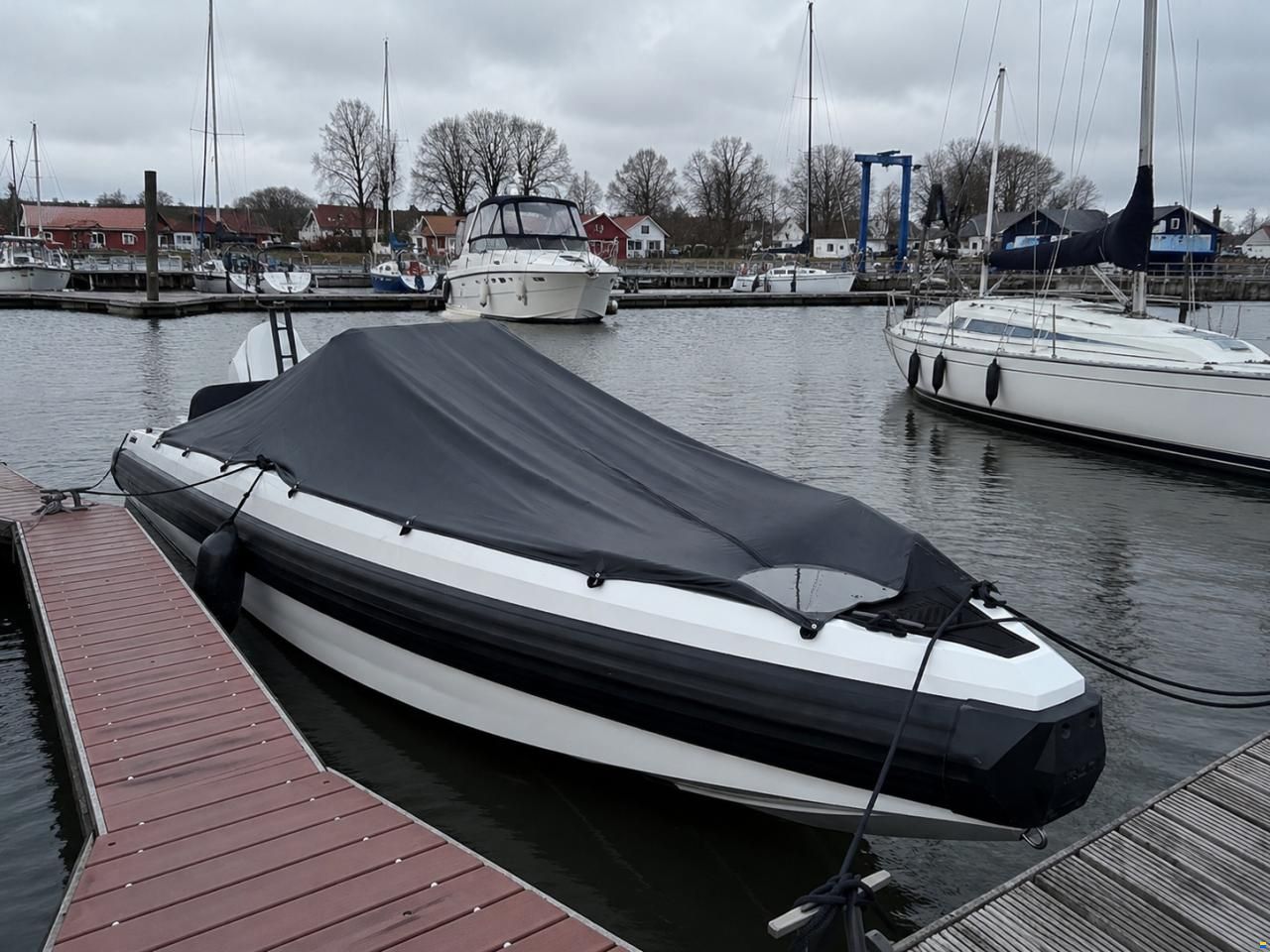 IRON 767