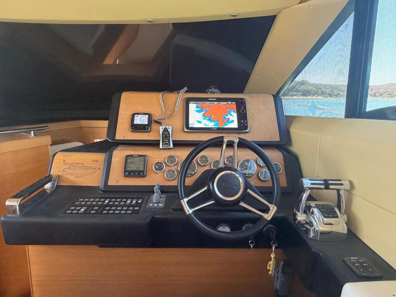 Galeon 420 Fly