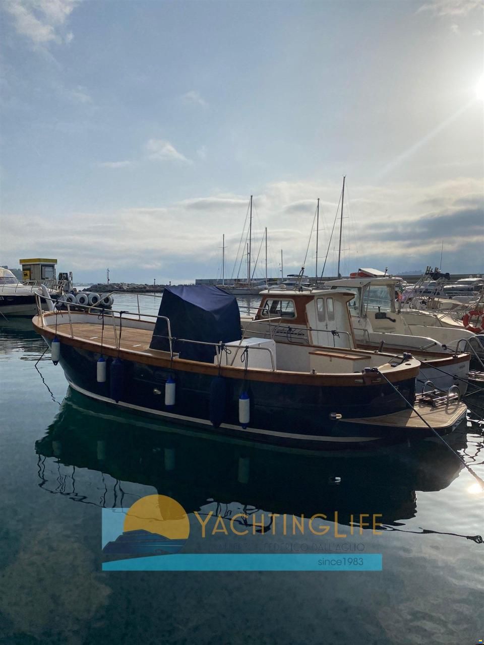 Sciallino 23' Semi Cabin