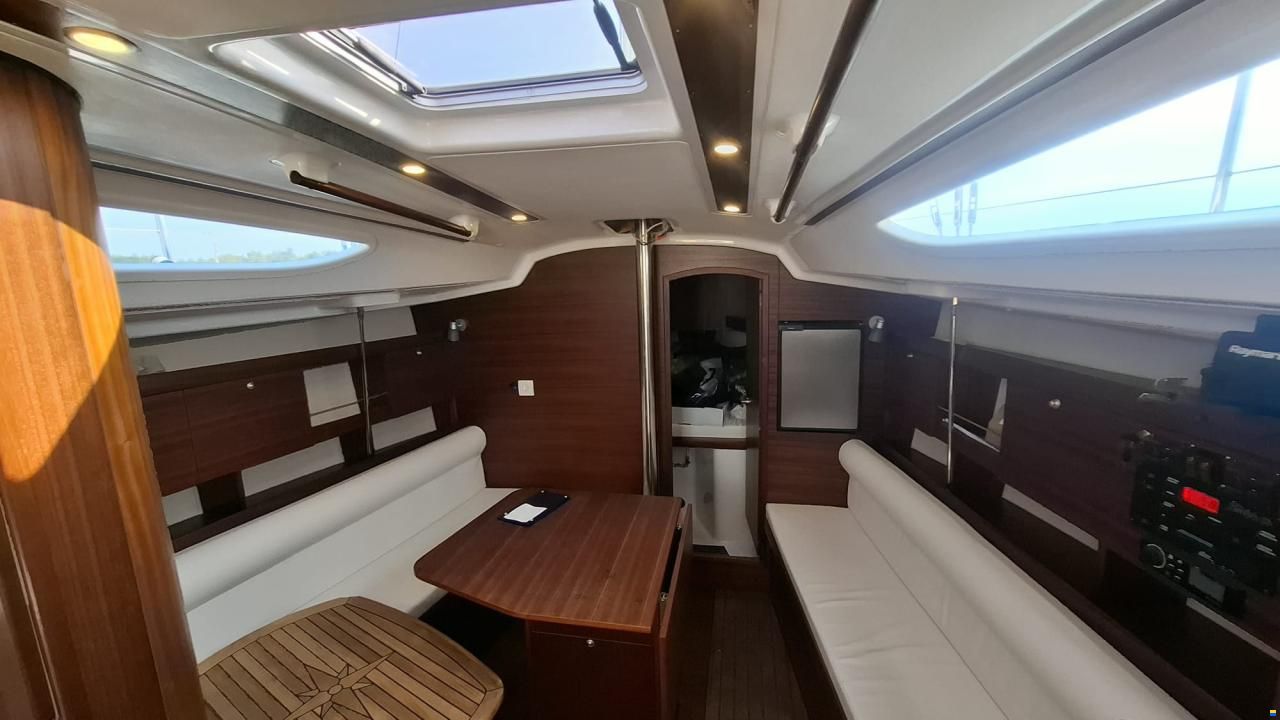 Solina Tango 33