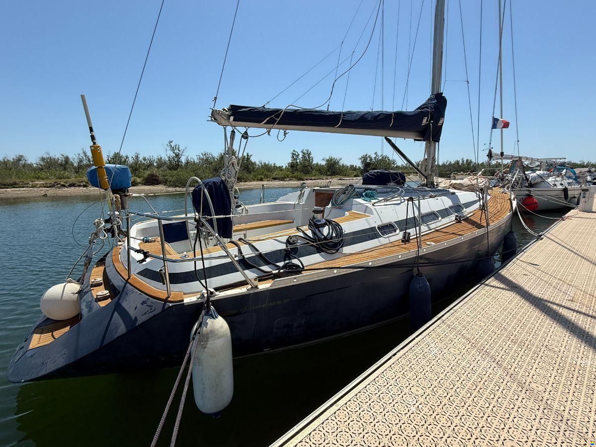 GRAND SOLEIL 37