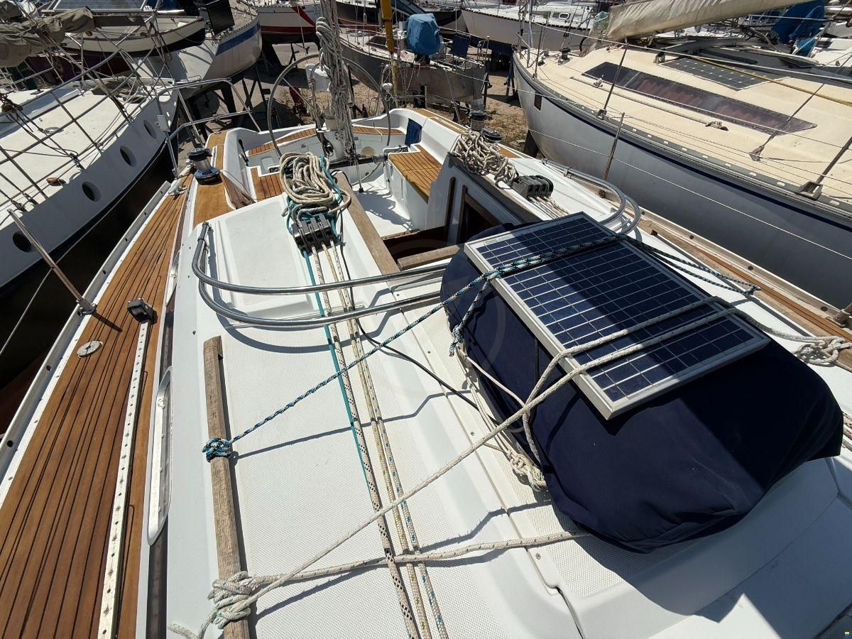 GRAND SOLEIL 37