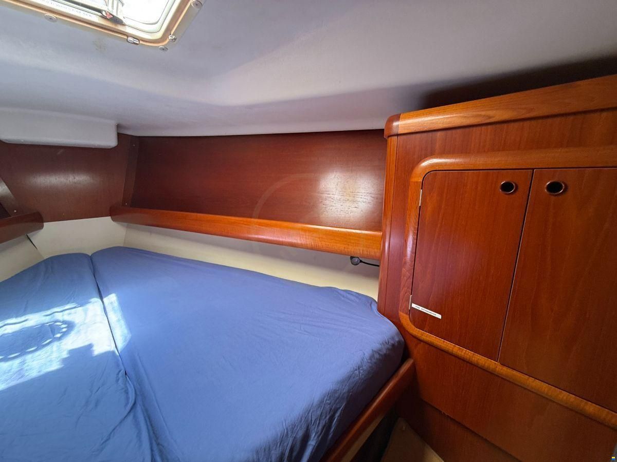 GRAND SOLEIL 37