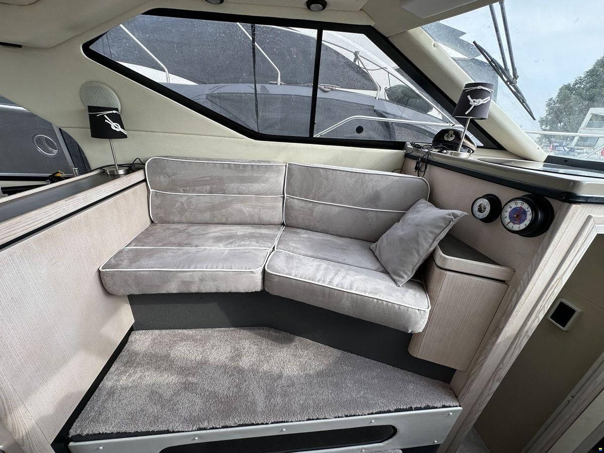 Bayliner 3258