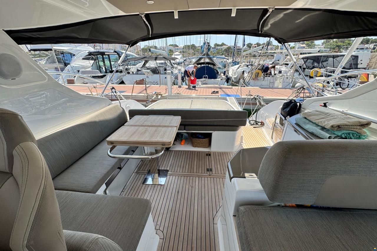 Azimut Atlantis 43