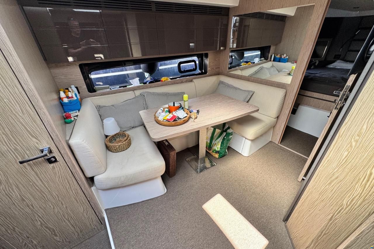 Azimut Atlantis 43