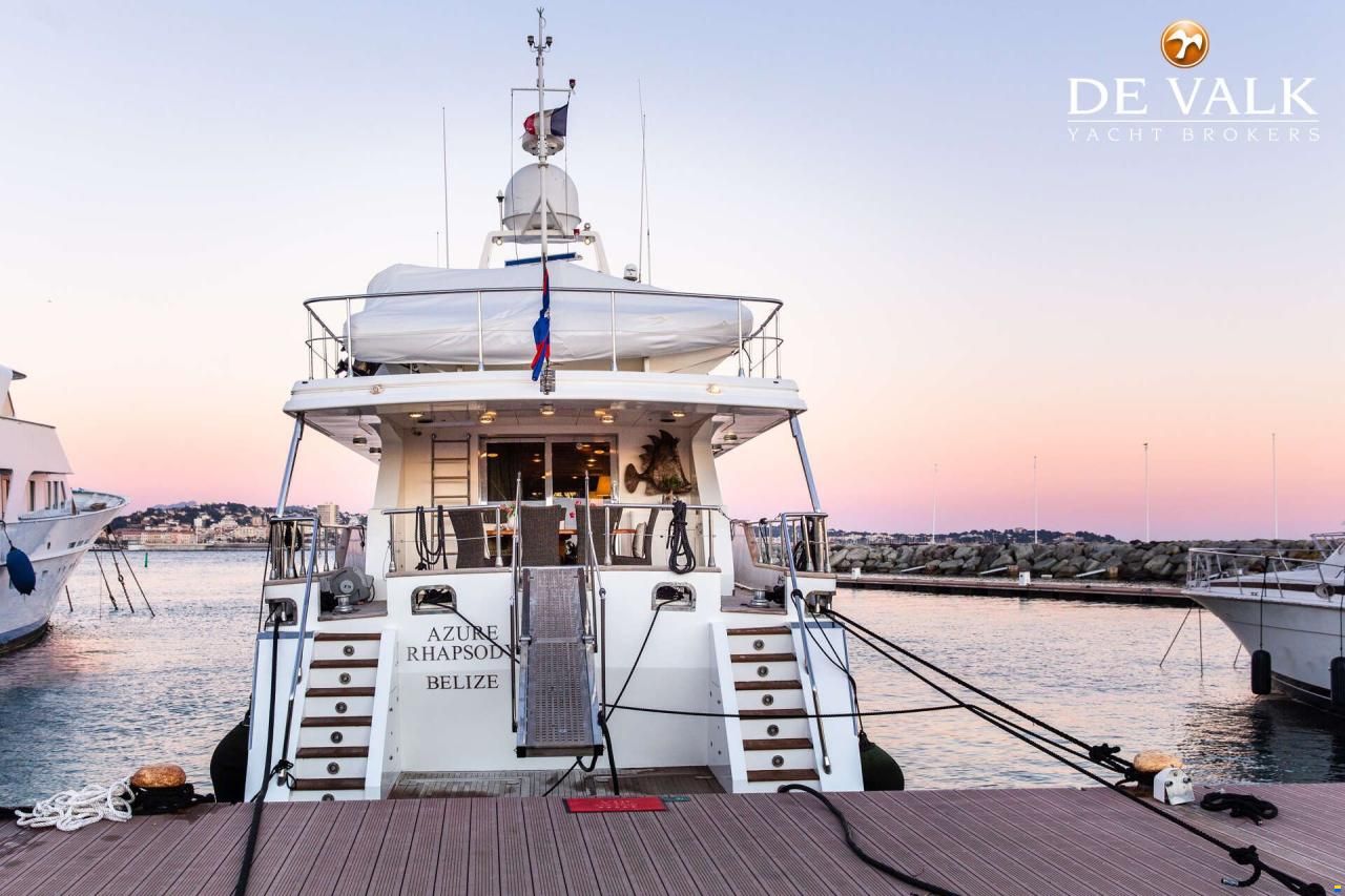 Azimut 90