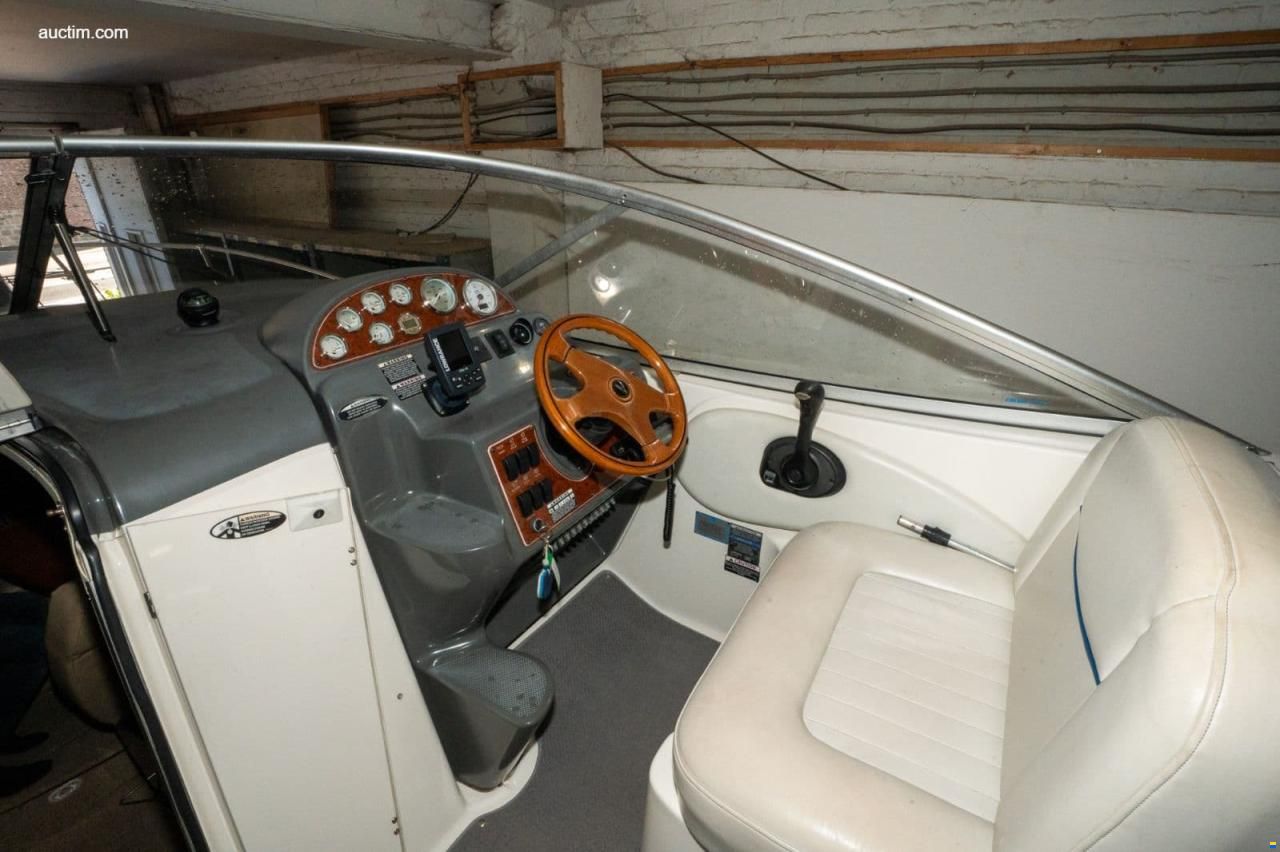 Bayliner 275