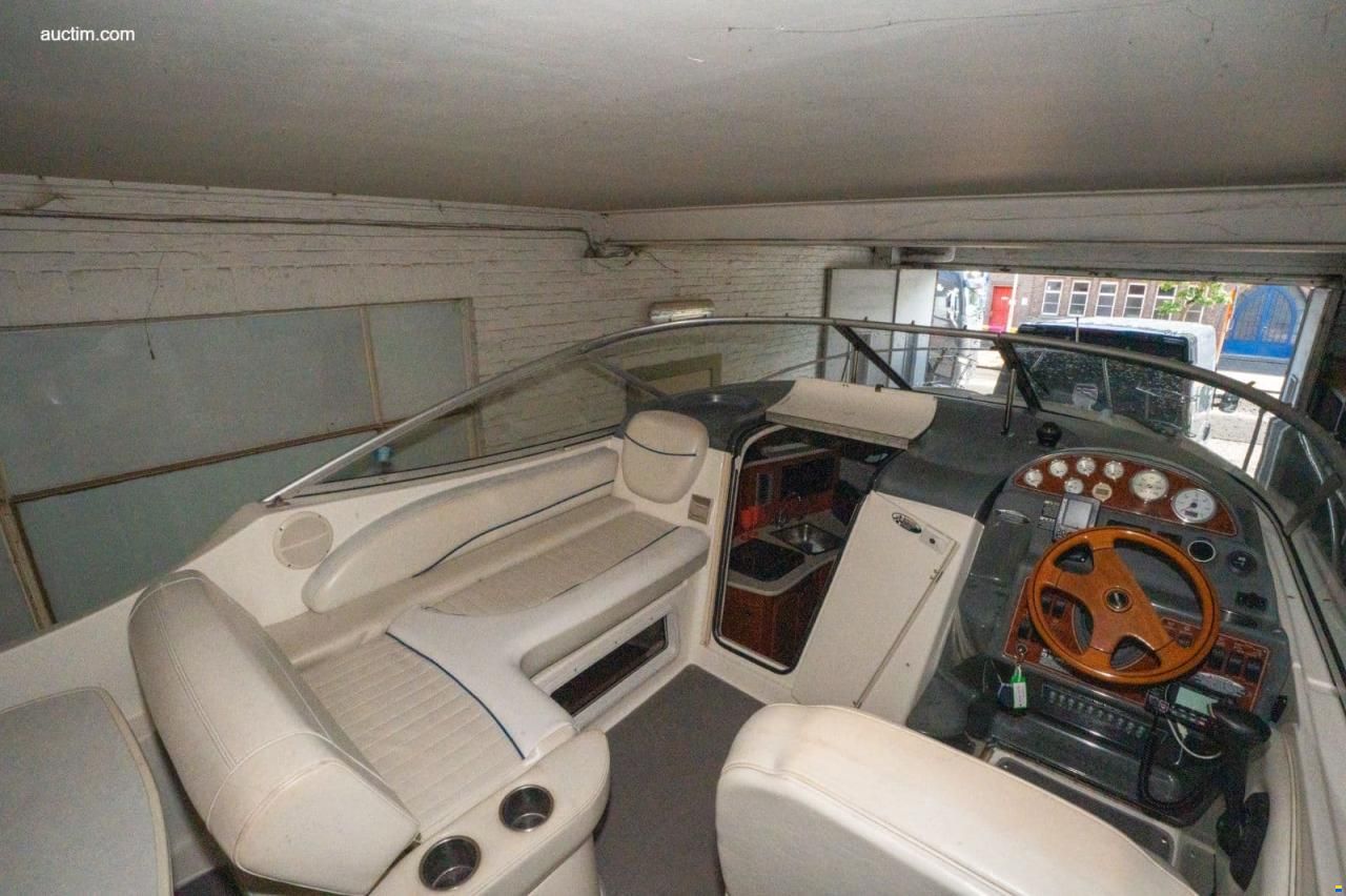 Bayliner 275