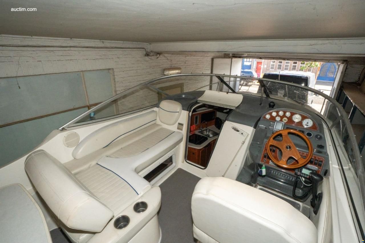 Bayliner 275